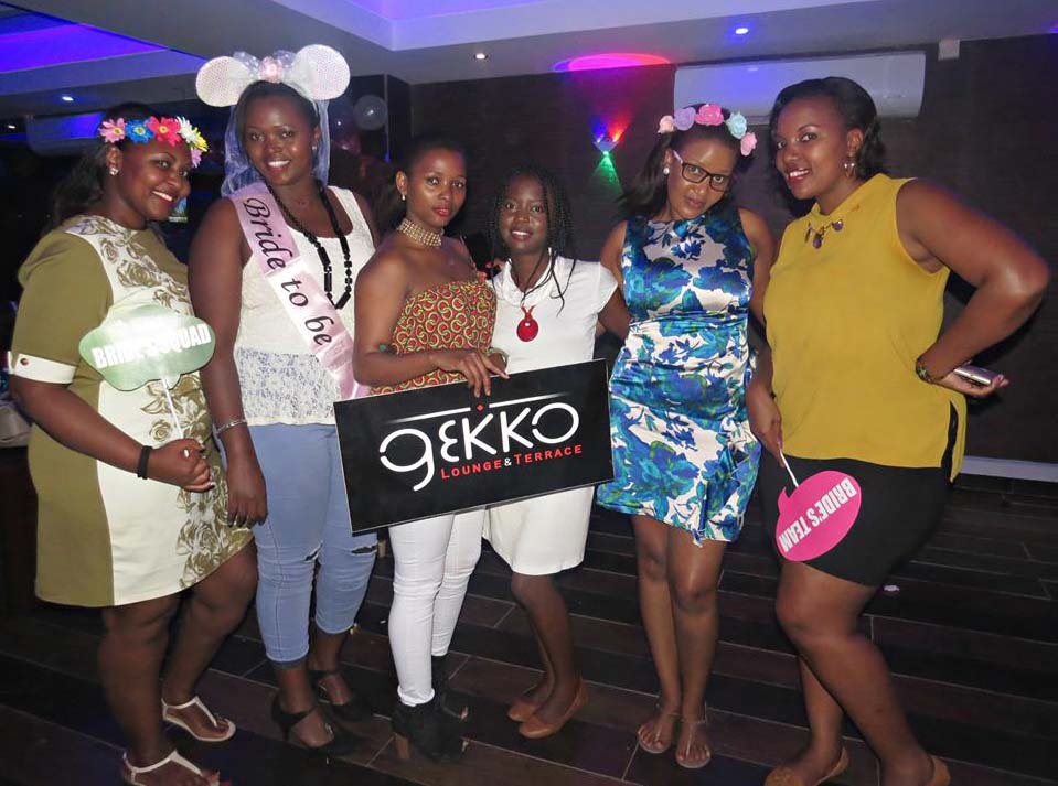 Gekko Lounge & Terrace, Kampala Uganda, Good food in Kampala, Food & Drink,  Top Bar, Top Restaurant, Lounge, Top Bar and Lounge, Food, Beer, Wine, Spirits, Cocktail bar, Amazing beer prices,  Cheap Beer, Great Place to Drink after work , Gins and local beers,  grilled food and wood-fired pizzas,  Chatting and Drinking, Chilling with friends and mates, Date night, Eating and Drinking, Private parties, Drinking and Dancing, Cocktail Bar, Lounge Bar, Party Bar,  Kampala Pub, Lively DJ nights,  Lively Music, Great Beer Drink Out,  Tasteful Delicious food in Kampala, Amazing Drinking Joint in  Kampala Uganda, Ugabox